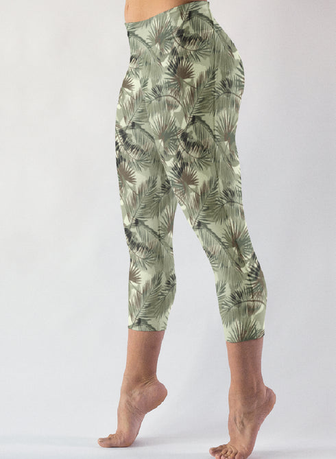 Palm Camo Capri